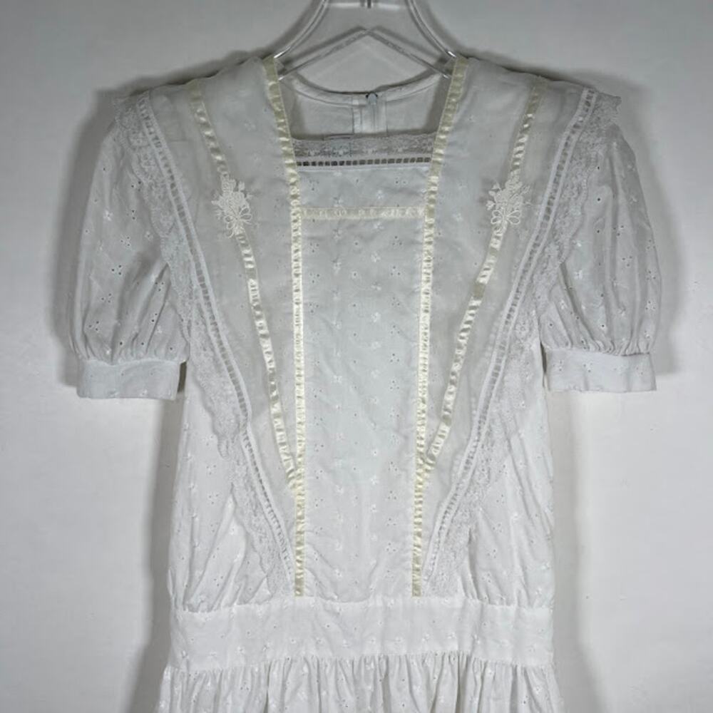Gunne Sax Jessica McClintock Girls Embroidered Eyelet Dress 10 White Lace Trim - Picture 3 of 7